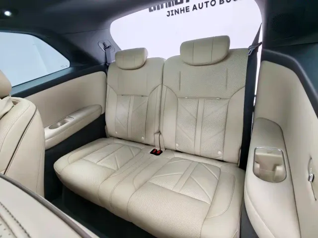 Huajing Baojun S — Фото автомобиля 21