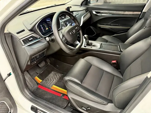 Geely Binrui — Фото автомобиля 7