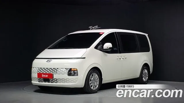 Фотография автомобиля — Hyundai Staria