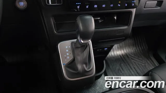 Hyundai Staria — Фото автомобиля 12