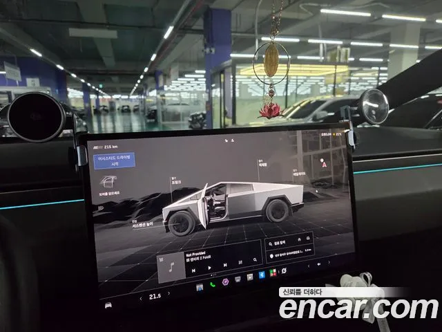Tesla Cybertruck — Фото автомобиля 8