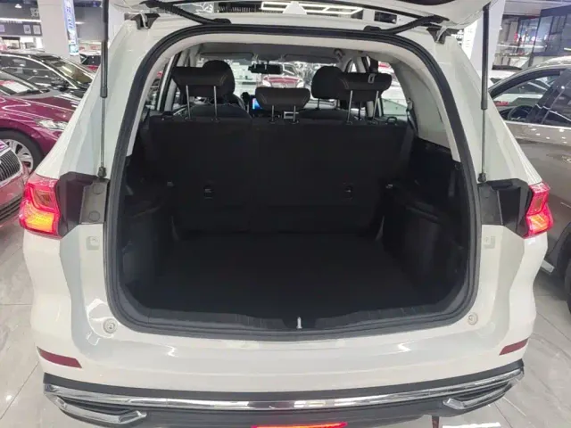 Haval M6 — Фото автомобиля 18