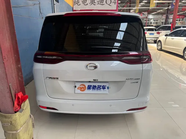 GAC Trumpchi M6 — Фото автомобиля 14