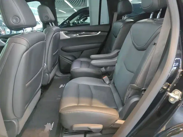 Cadillac XT6 — Фото автомобиля 16