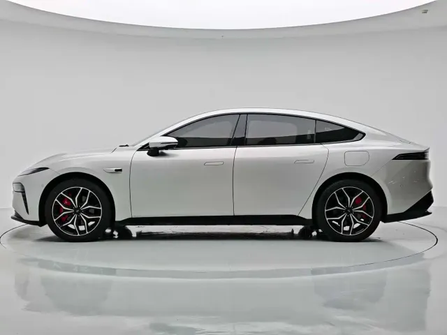 Dongfeng eπ 007 — Фото автомобиля 3
