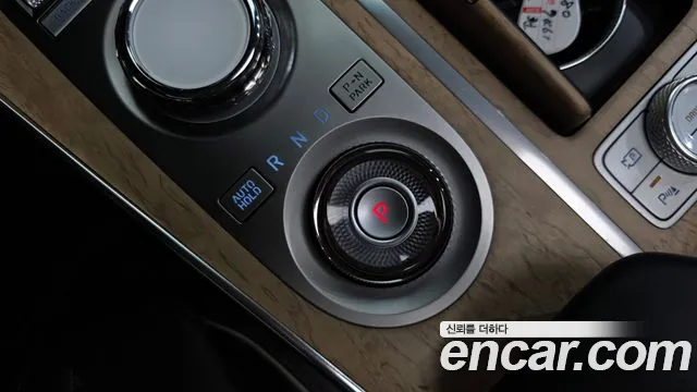 Genesis GV80 — Фото автомобиля 12