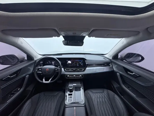 Hongqi HS5 — Фото автомобиля 12