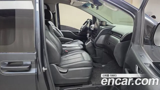 Hyundai Staria Staria Карго 5 мест — Фото автомобиля 12