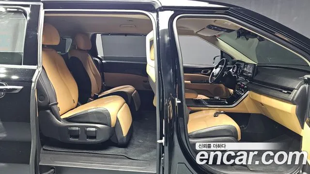 Kia Carnival Generation 4 — Фото автомобиля 18