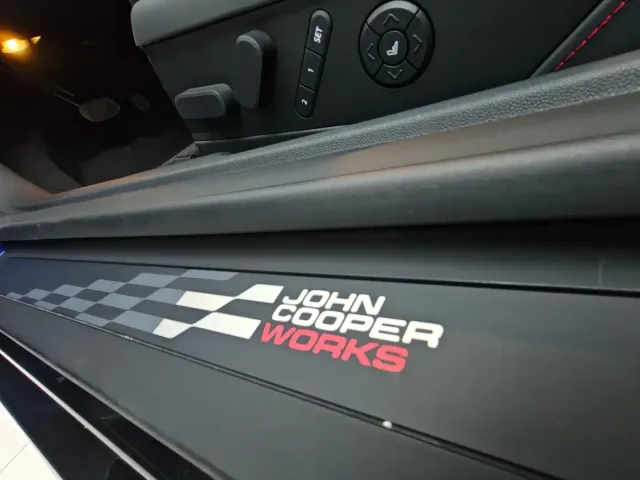 MINI Cooper — Фото автомобиля 15