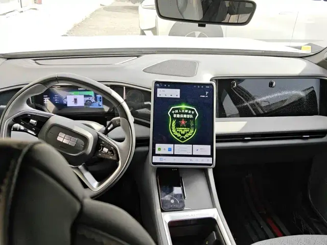 Geely Galaxy L7 — Фото автомобиля 12