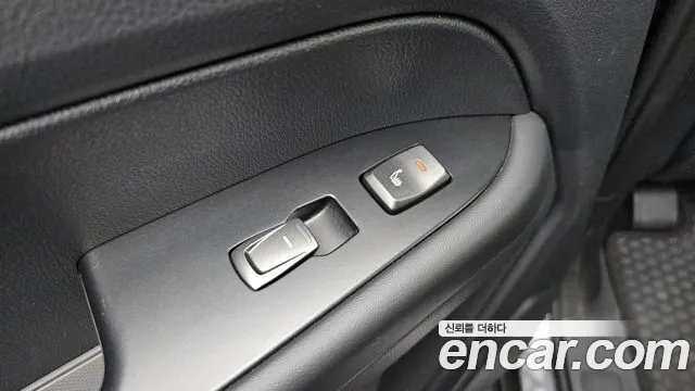 KG_Mobility_Ssangyong Rexton Новый Rexton Sport Khan Дизель 2.2 4WD — Фото автомобиля 19