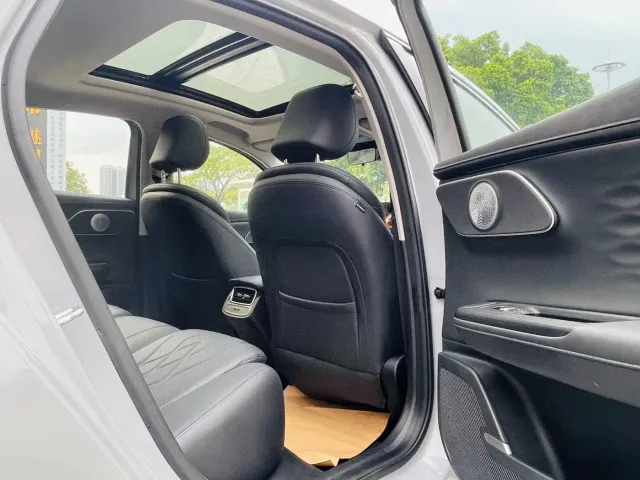 Chery Fulwin A8L — Фото автомобиля 11
