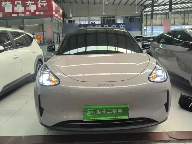 Geely Starry Wish — Фото автомобиля 2