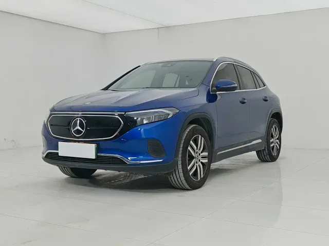Фотография автомобиля — Mercedes-Benz EQA
