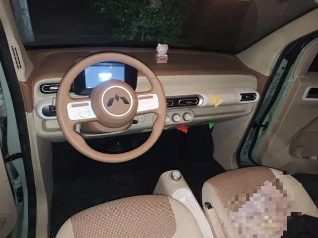 Wuling Hongguang Mini EV — Фото автомобиля 10