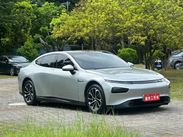 Xpeng P7 — Фото автомобиля 3