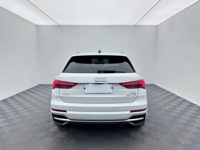 Audi Q3 — Фото автомобиля 5