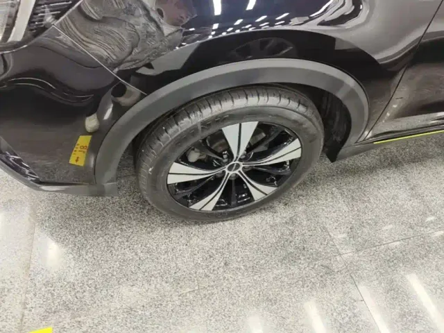 Roewe RX5 — Фото автомобиля 22