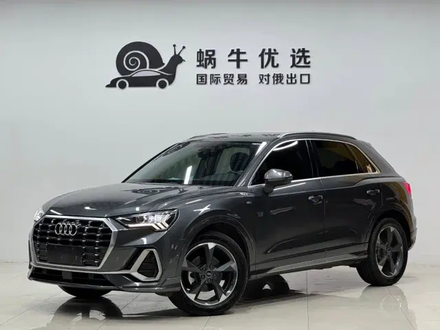 Фотография автомобиля — Audi Q3