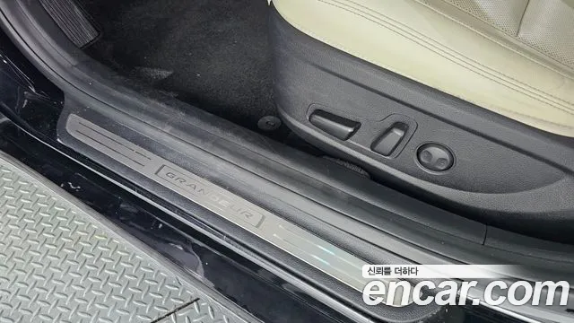 Hyundai Grandeur Новый Grandeur IG — Фото автомобиля 28
