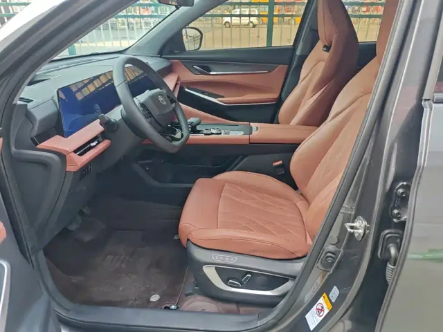 Changan CS75 Plus — Фото автомобиля 14