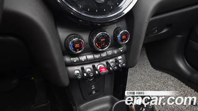 Mini Cooper Convertible — Фото автомобиля 15