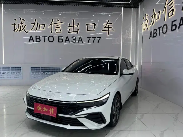 Фотография автомобиля — Hyundai Elantra