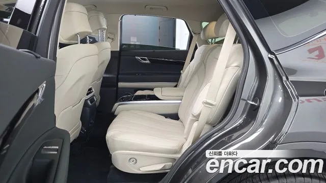 Genesis GV80 — Фото автомобиля 16