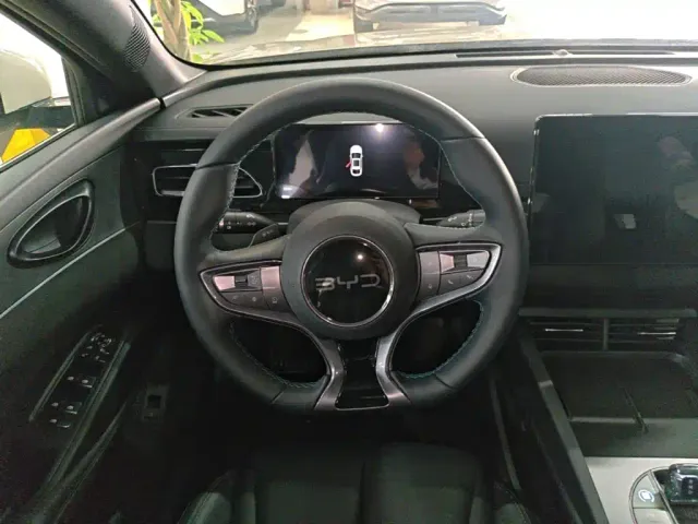 BYD Seal 06 — Фото автомобиля 10