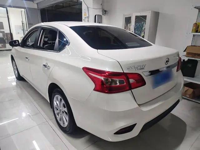 Nissan Sylphy — Фото автомобиля 4