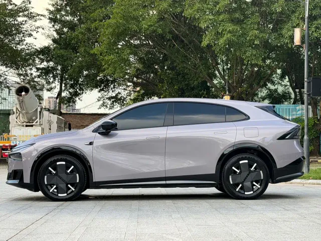 Xpeng G7 — Фото автомобиля 4