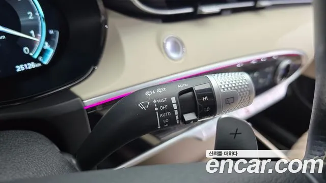 Genesis GV70 2.5T Бензин 2WD — Фото автомобиля 8