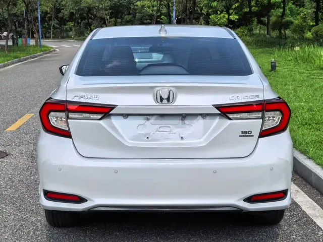 Honda Crider — Фото автомобиля 5