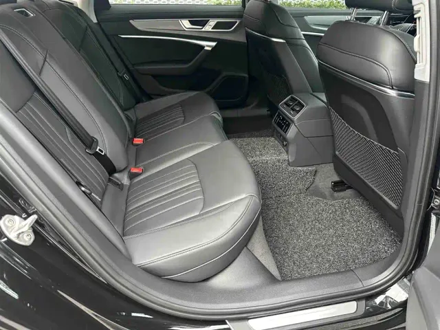 Audi A6L — Фото автомобиля 8