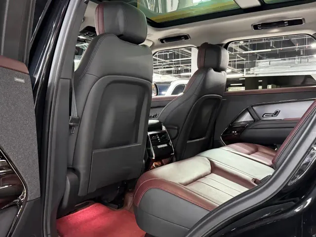 Land Rover Range Rover Sport — Фото автомобиля 10