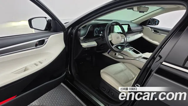 Hyundai Grandeur Новый Grandeur IG — Фото автомобиля 10