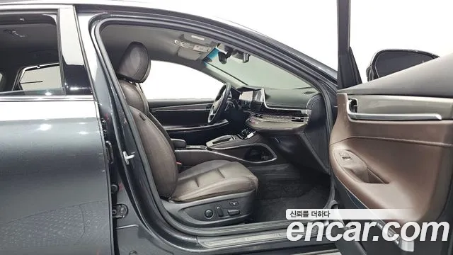 Hyundai Grandeur Grandeur (New) — Фото автомобиля 16