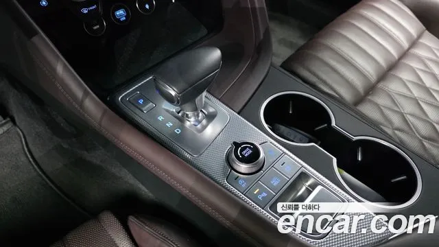 Genesis G70 — Фото автомобиля 9