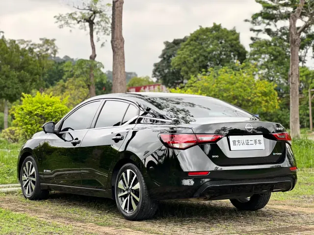 Nissan Sylphy — Фото автомобиля 5