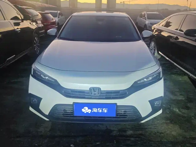 Honda Civic — Фото автомобиля 2