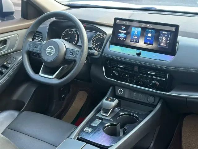 Nissan X-Trail — Фото автомобиля 8
