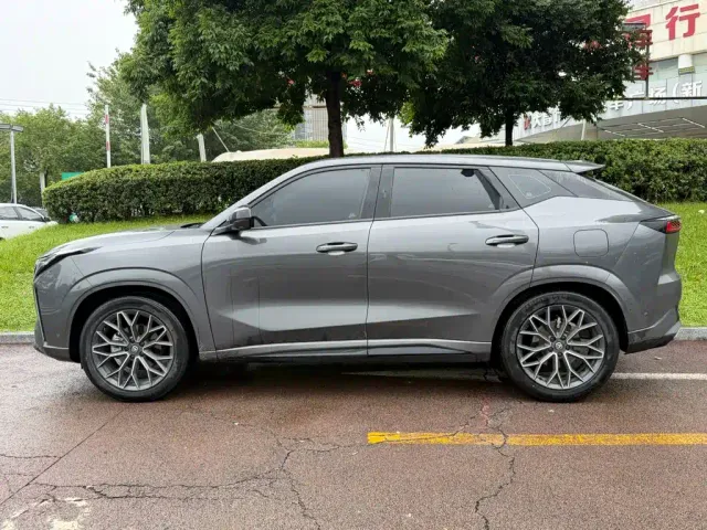 Changan Changan UNI-Z New Energy 2024 Blue Whale Smart Electric iDD 125km Excellence Model — Фото автомобиля 3