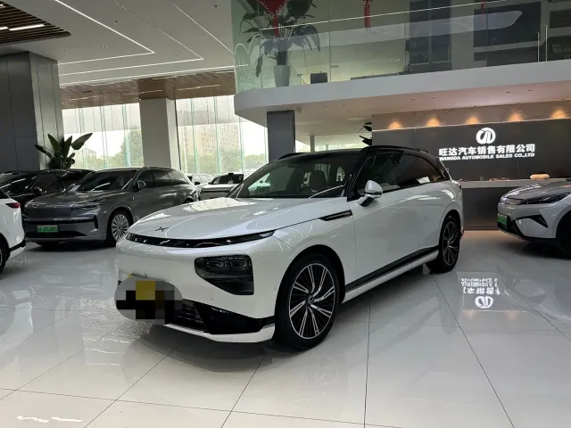 Фотография автомобиля — Xpeng G9