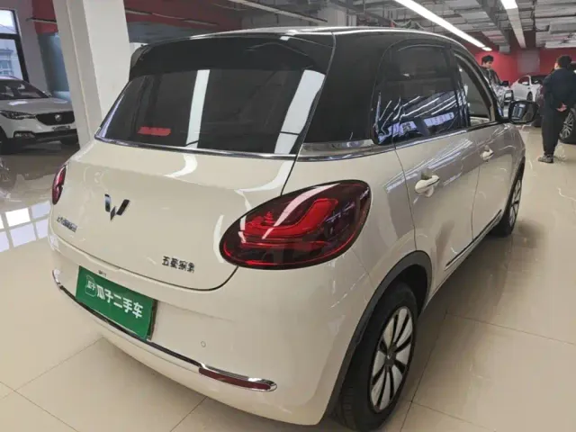 Wuling Bingo — Фото автомобиля 6