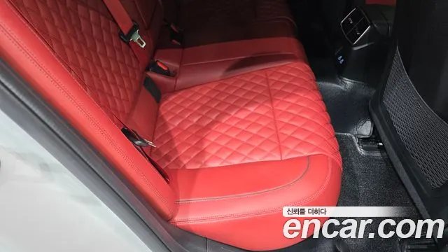 Genesis G70 Новый G70 Бензин 2.5T 2WD — Фото автомобиля 26