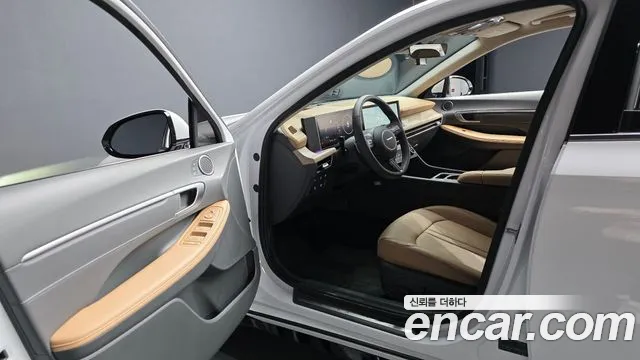 Hyundai Sonata — Фото автомобиля 10