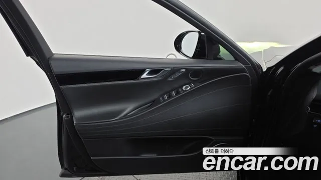 Genesis G80 RG3 — Фото автомобиля 13