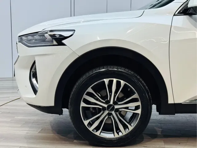 Haval F7 — Фото автомобиля 27