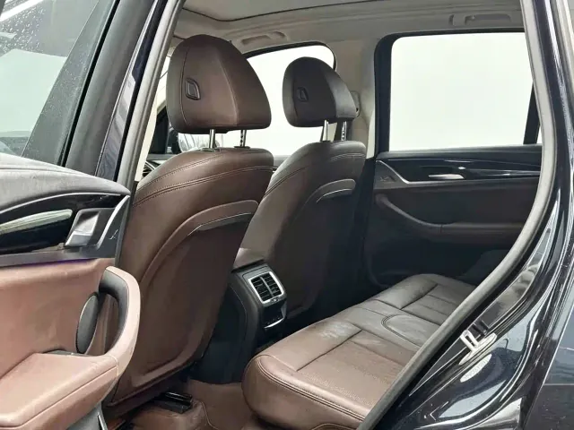 BMW X3 — Фото автомобиля 6